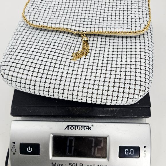 60's Vintage White Metal Mesh Gold Accent Shimmer Crossbody Clutch Evening Bag - Picture 10 of 10
